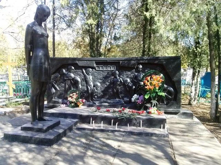 Памятник детям в Ейске – когда установили, где находится